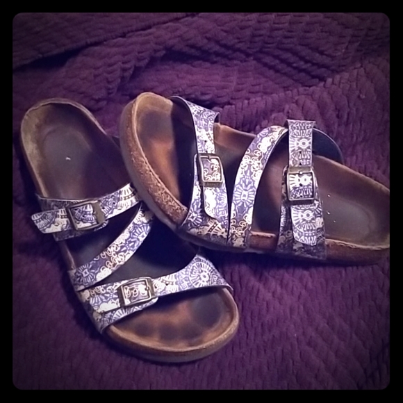 SPRING SALE BIRKENSTOCKS SIZE 6 - Picture 2 of 6
